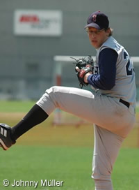Oli Labhart lasted only 2+ innings in his first loss of the season.